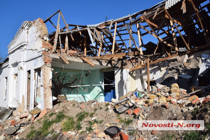 В результате обстрелов Николаева повреждено 91 учебное заведение