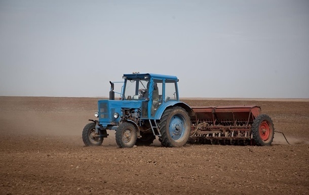 Посівна розпочалась у 10 областях України