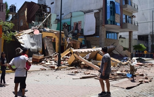 Землетрус в Еквадорі: кількість загиблих зростає