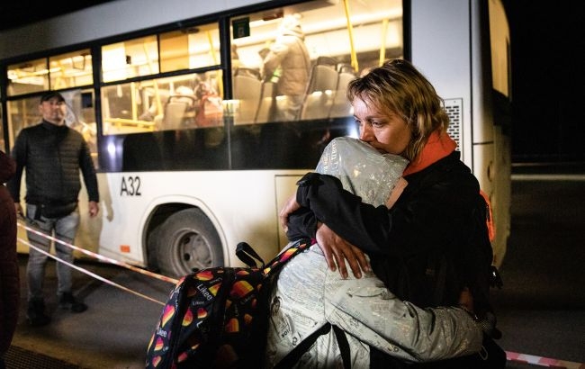С оккупированной территории Украины удалось вернуть домой еще двоих детей