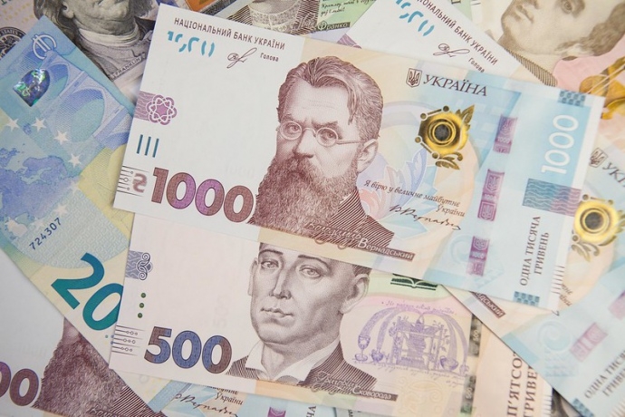 Українцям виплатять по 6600 гривень міжнародної допомоги