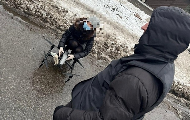 Поліція викрила шахраїв, які крали гроші за допомогою дрону