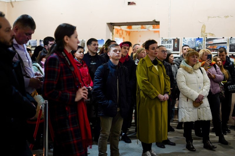 В Николаеве открыли выставку-инсталляцию о жизни города во время войны