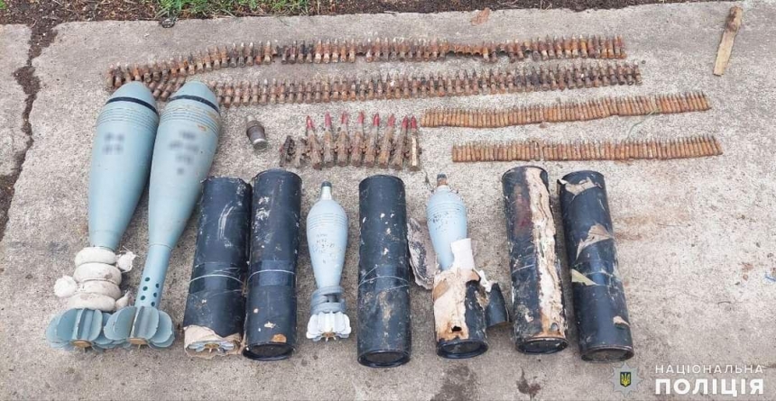Гранати, міни, ракети: у селі під Миколаєвом зібрали вибухонебезпечний «урожай»