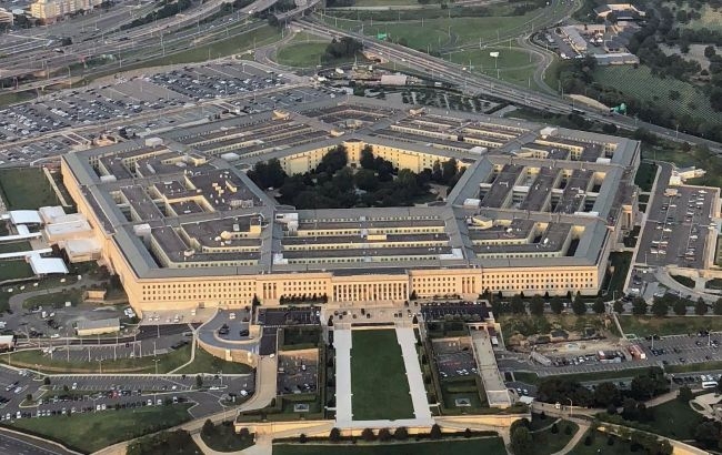 У США затримали підозрюваного у зливі документів Пентагону