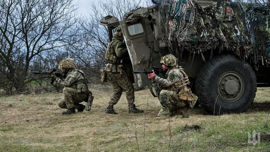 Росіяни продовжують наступати на чотирьох напрямках, - Генштаб