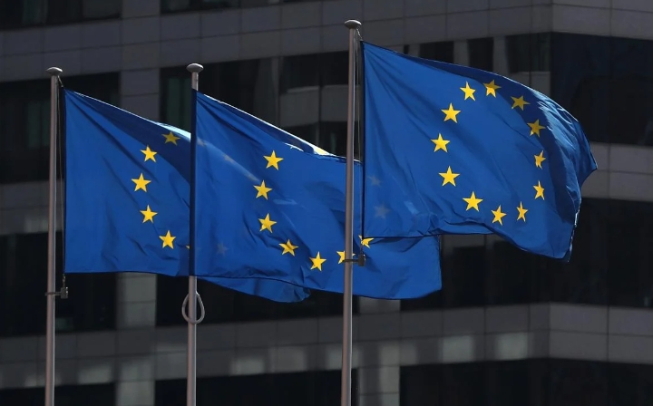 У Єврокомісії засудили заборону Польщі та Угорщини на імпорт зерна з України