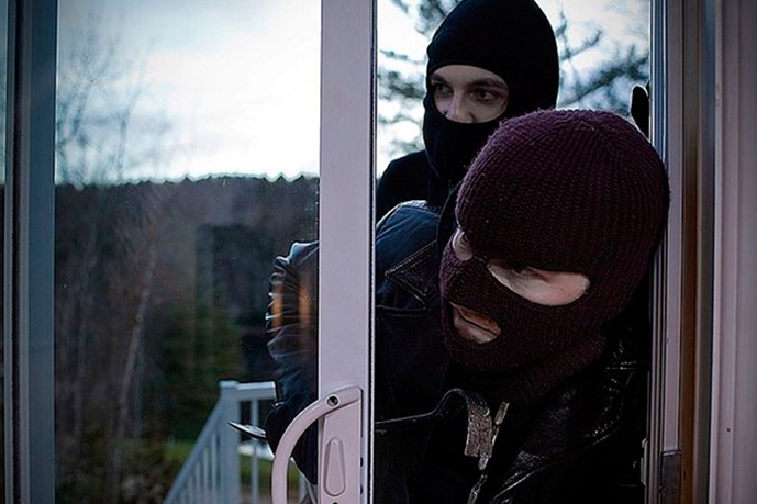 В Николаевской области грабители врывались в дома и пытали хозяев - «заработали» миллион