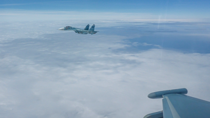 Винищувачі та літак-розвідник РФ перехоплені біля повітряного простору НАТО