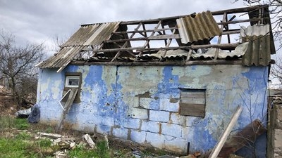 На Миколаївщині жителі розбомбленого окупантами села потребують будматеріалів