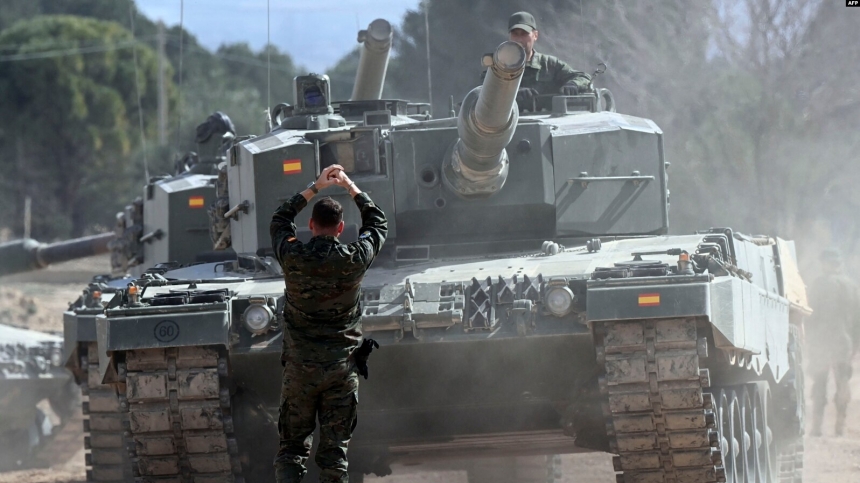Производители танка Leopard-2 судятся из-за прав на бренд