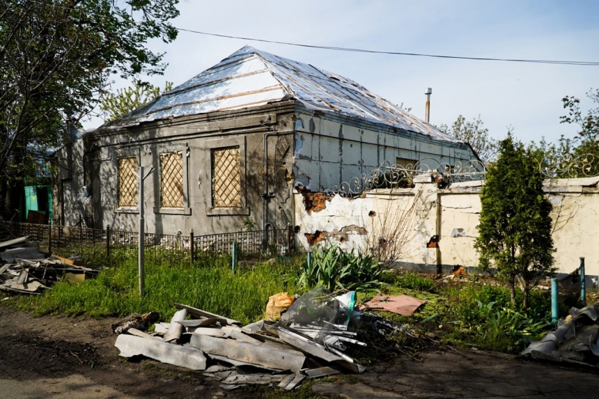 В Николаеве продолжают ликвидировать последствия обстрела (фото)