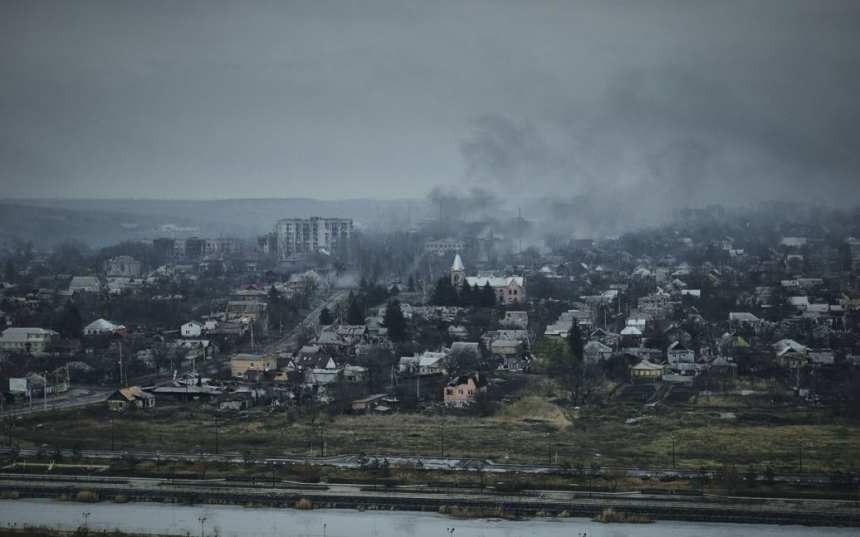 РФ, ймовірно, намагається збільшити тактичний наступ у районі Бахмута, – ISW