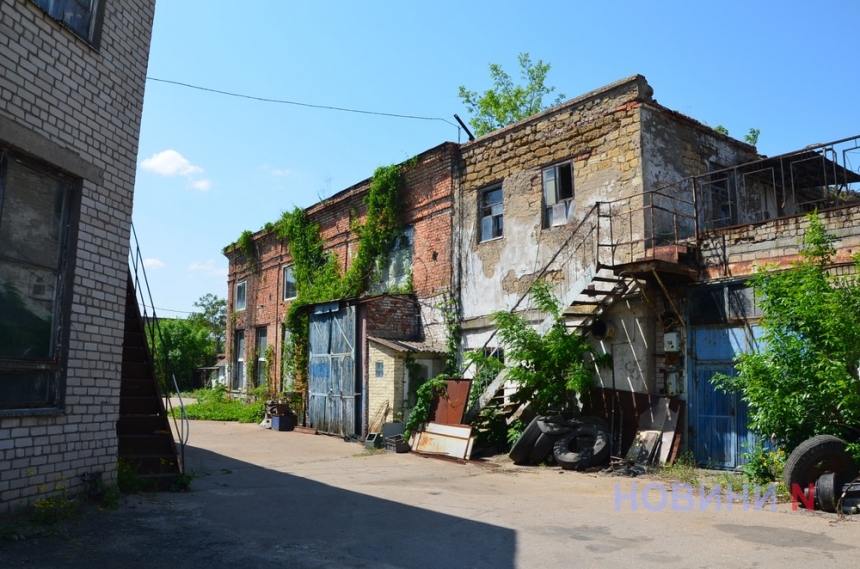 Великий завод у Миколаєві знову виставили на продаж: переможець торгів від нього відмовився (фото)