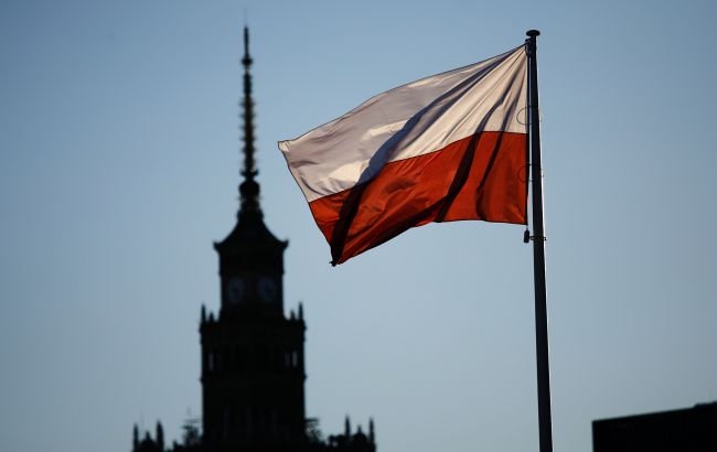 Польша запретит въезд в страну грузовикам из РФ и Беларуси