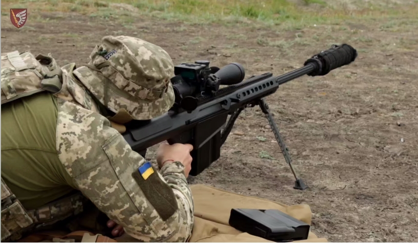 Снайпери з миколаївської бригади показали на відео, як нищать ворога