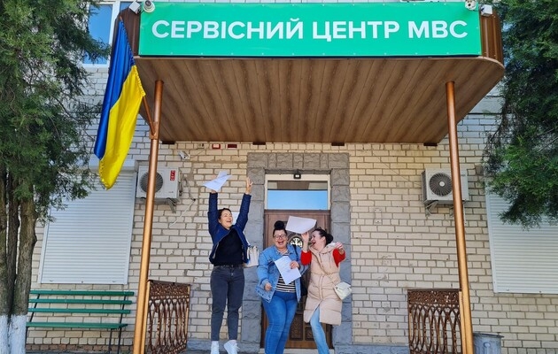 Украинцы смогут выбирать способ изучения правил дорожного движения для получения водительского удостоверения