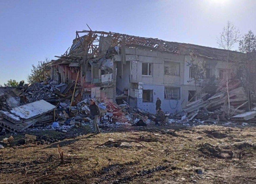 Из-под завалов в пригороде Днепра достали тело двухлетней девочки, - ОВА