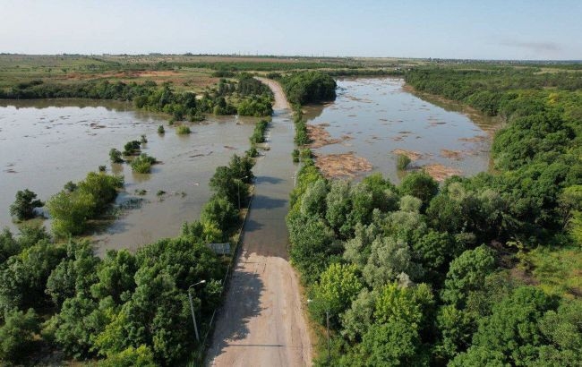 Херсонскую область продолжает затапливать из-за подрыва ГЭС: новые видео последствий