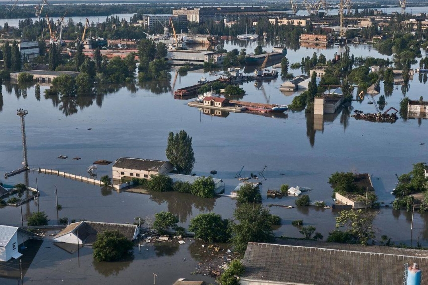 В одном из районов Херсона затоплено более 1800 домов — МВД