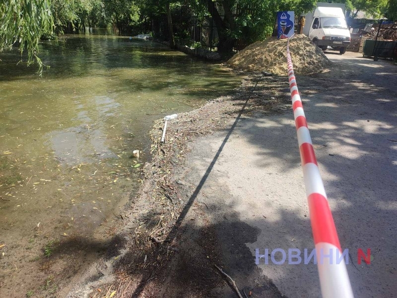 В Николаеве уровень воды понизился до +100 сантиметров