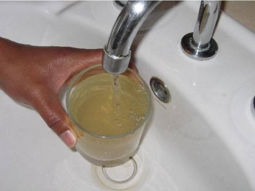 Николаевцев призвали меньше обсуждать проблему возобновления подачи питьевой воды