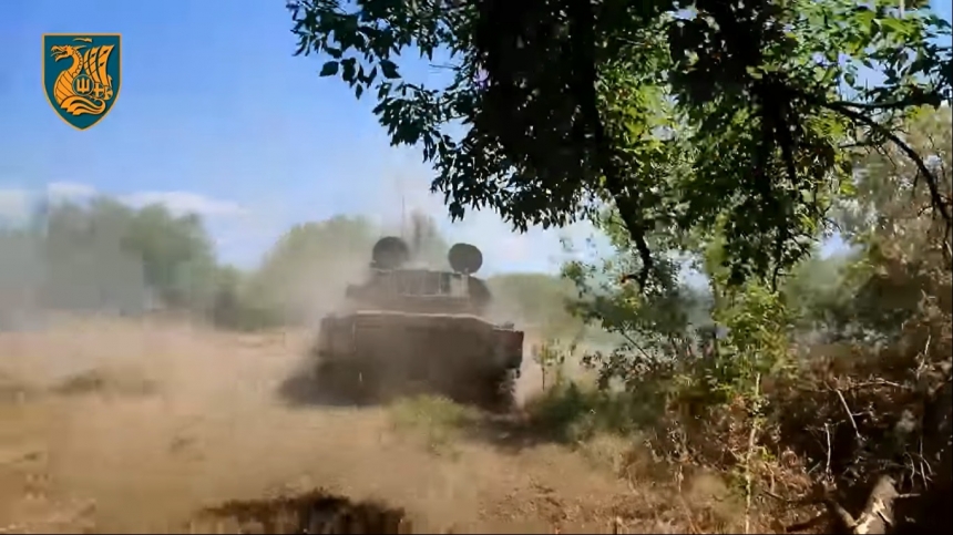 Миколаївські морпіхи показали, як «мінусують» окупантів (відео)