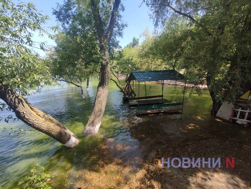 В Николаеве уровень воды понизился до +43 сантиметров