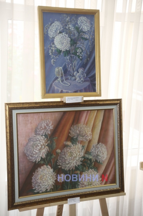 Величие и совершенство в цветах: в Николаеве открылась выставка Татьяны Ульянкиной (фоторепортаж)