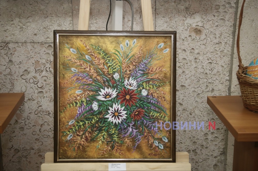 Величие и совершенство в цветах: в Николаеве открылась выставка Татьяны Ульянкиной (фоторепортаж)