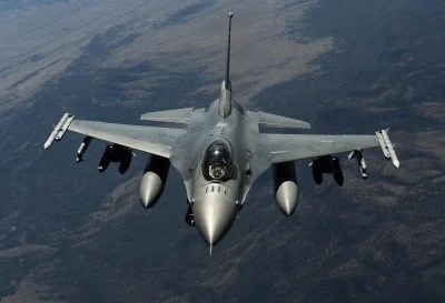 Центр подготовки украинских пилотов по управлению самолетами F-16 будет в Европе