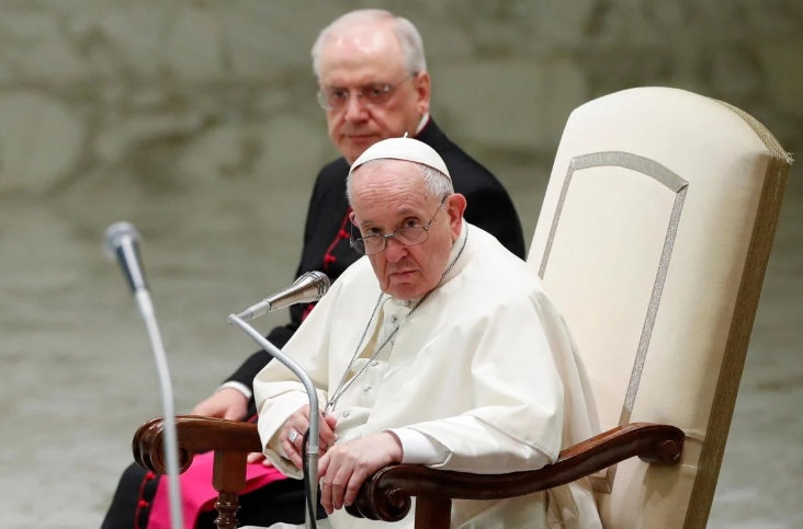 Папа Римский впервые после госпитализации встретился с верующими: что сказал об Украине