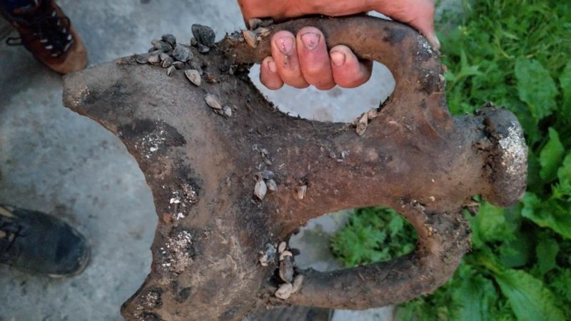 На обмілілих берегах Каховського водосховища активізувалися «чорні археологи»