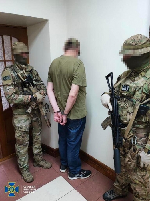 Житель Миколаєва, працюючи на ФСБ РФ, здавав ворогу позиції ЗСУ поблизу міста