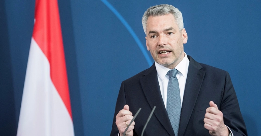 Канцлер Австрії: нейтральні країни не можуть підтримати гарантії безпеки для України