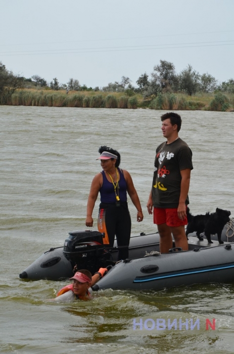 Трое в лодке не считая собаки: тренировки николаевских спортсменов в условиях войны (фоторепортаж)