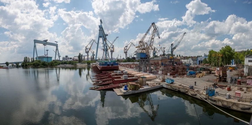 В Николаеве начато строительство судна для разминирования