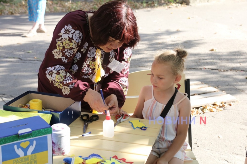 «Простые, как дети» : В ДОФе устроили праздник для маленьких украинцев (ФОТО, ВИДЕО)
