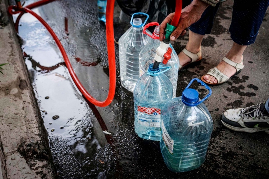 У Миколаєві район до вечора залишиться без води – водоканал не встиг усунути поломку