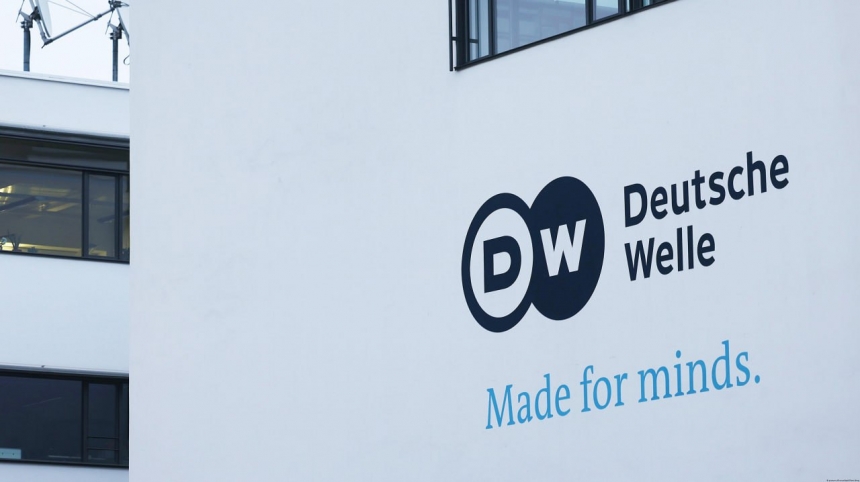 Російськими касетними боєприпасами поранено оператора Deutsche Welle