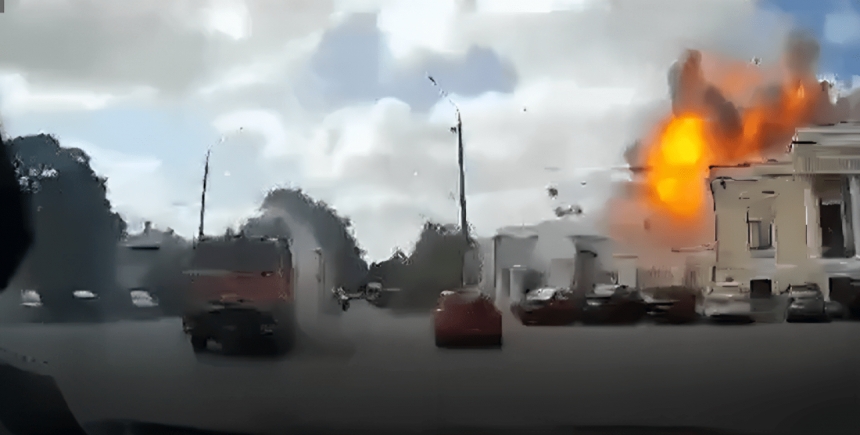 Вибух ракети в Таганрозі: росЗМІ показали момент «прильоту» (відео)