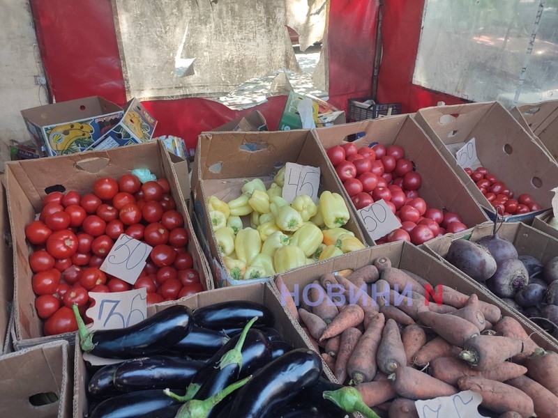 Ціни нарешті радують: репортаж із ринку Миколаєва (фото)