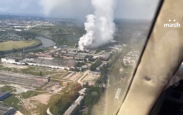 У Підмосков'ї спалахнув акумулярний завод (відео)