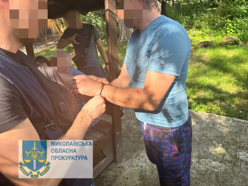 В Николаевской области «волонтер» продал мэрии внедорожники, подаренные для ВСУ