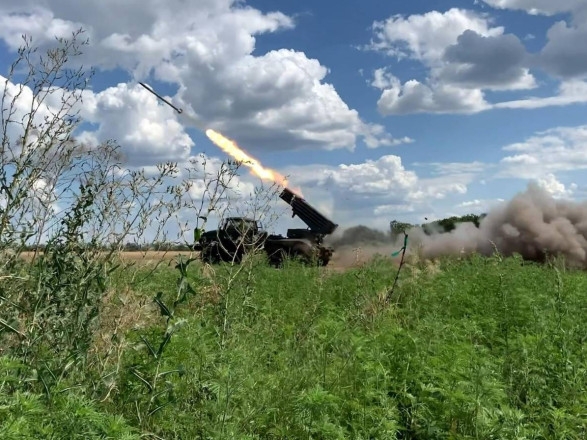 Украинская артиллерия успешно отработала по захватчикам, - Генштаб