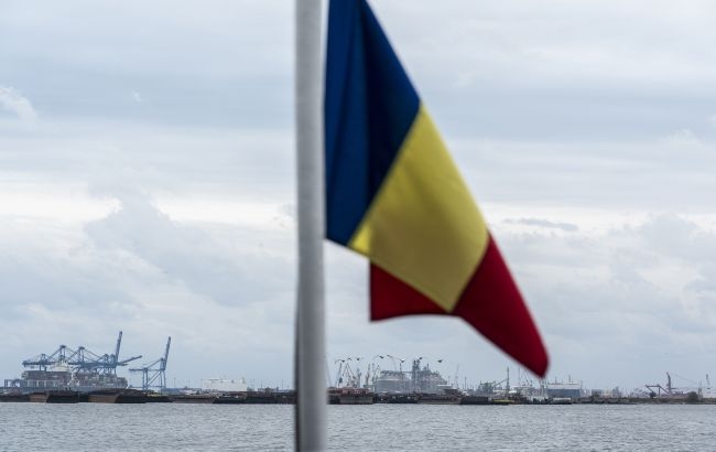 Румунія після вибуху направила корабель і гелікоптер для пошуку блукаючих мін у Чорному морі