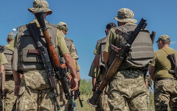 На виплати військовим йде третина бюджету, - Мінфін