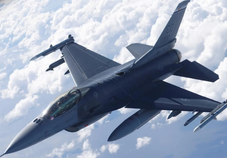 Украина не получит истребители F-16 в этом году, - спикер Воздушных сил ВСУ