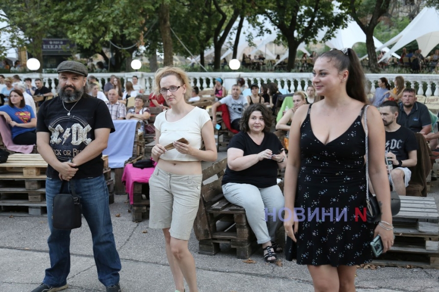  Рок-полет: в ДОФе выступила Николаевская рок-группа «Крылья» (фото, видео)