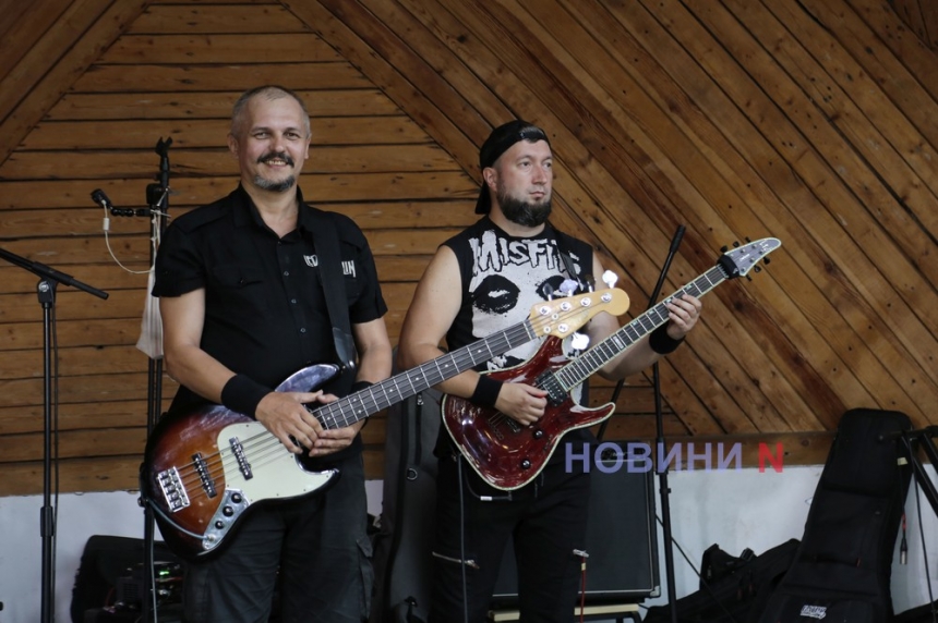 Рок-політ: у ДОФі виступив Миколаївський рок-гурт «Крила» (фото, відео)